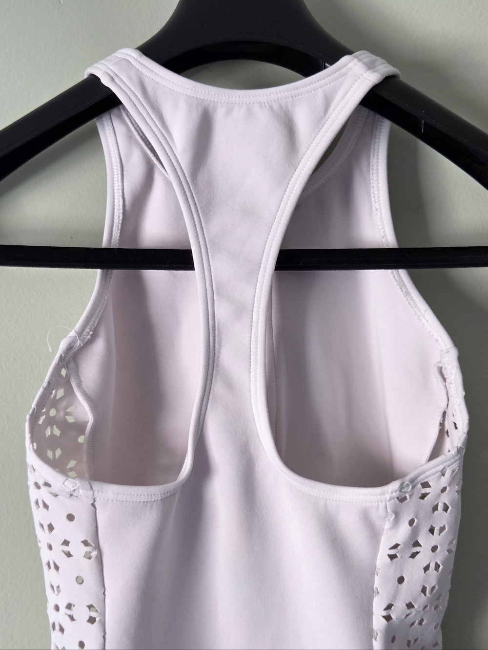 Michael Kors Lilac Laser Eyelet Zip-Front Racerback One-Piece Swimsuit Sz 6 - Picture 6 of 14